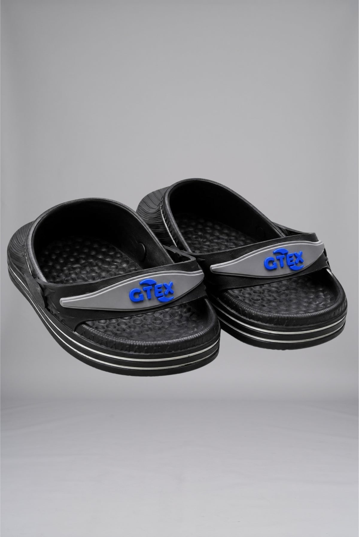 Signature Clogs