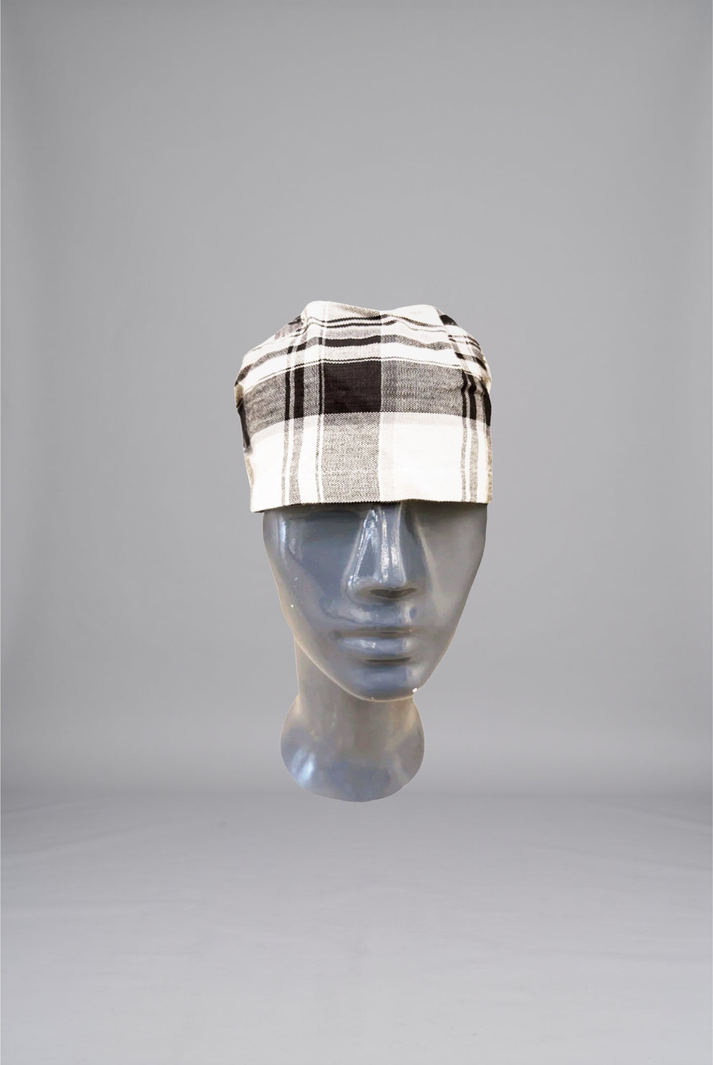 Classic Plaid Surgical Cap by GTEX Apparels Pakistan – Premium Reusable Medical Scrub Cap for Doctors, Nurses, Surgeons, and Healthcare Professionals 2