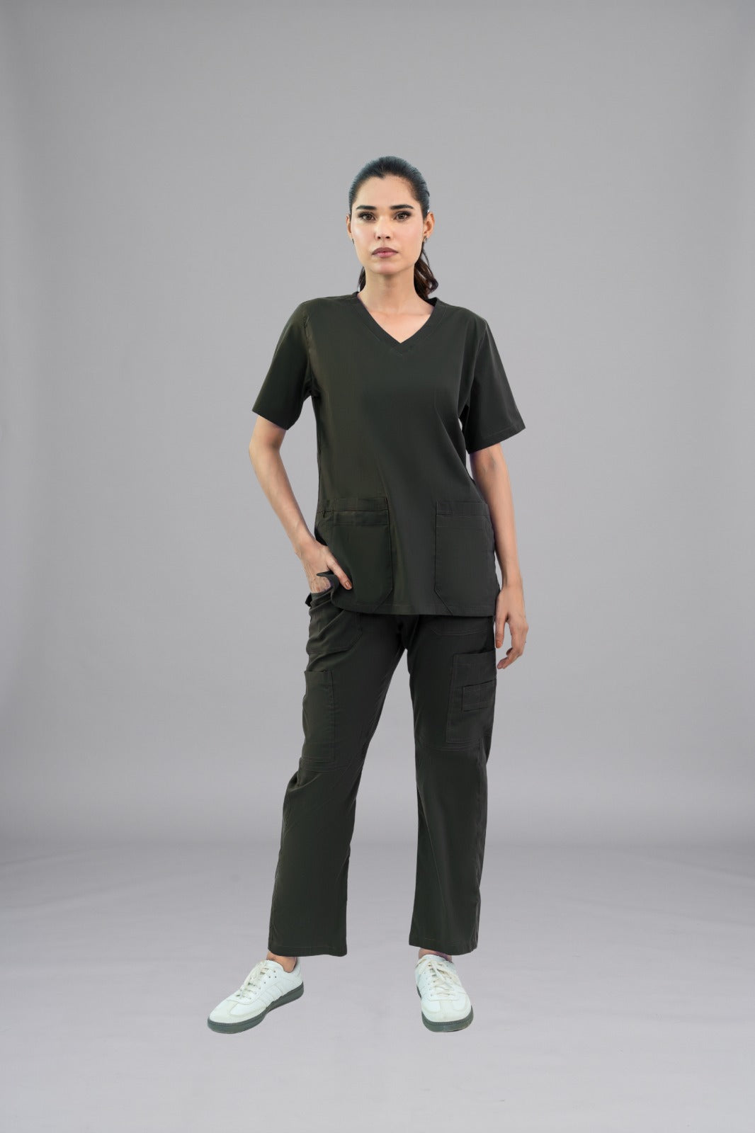 Charcoal Classic Curve Scrub Suit for Women – Slim Fit Polyester Stretch Scrubs