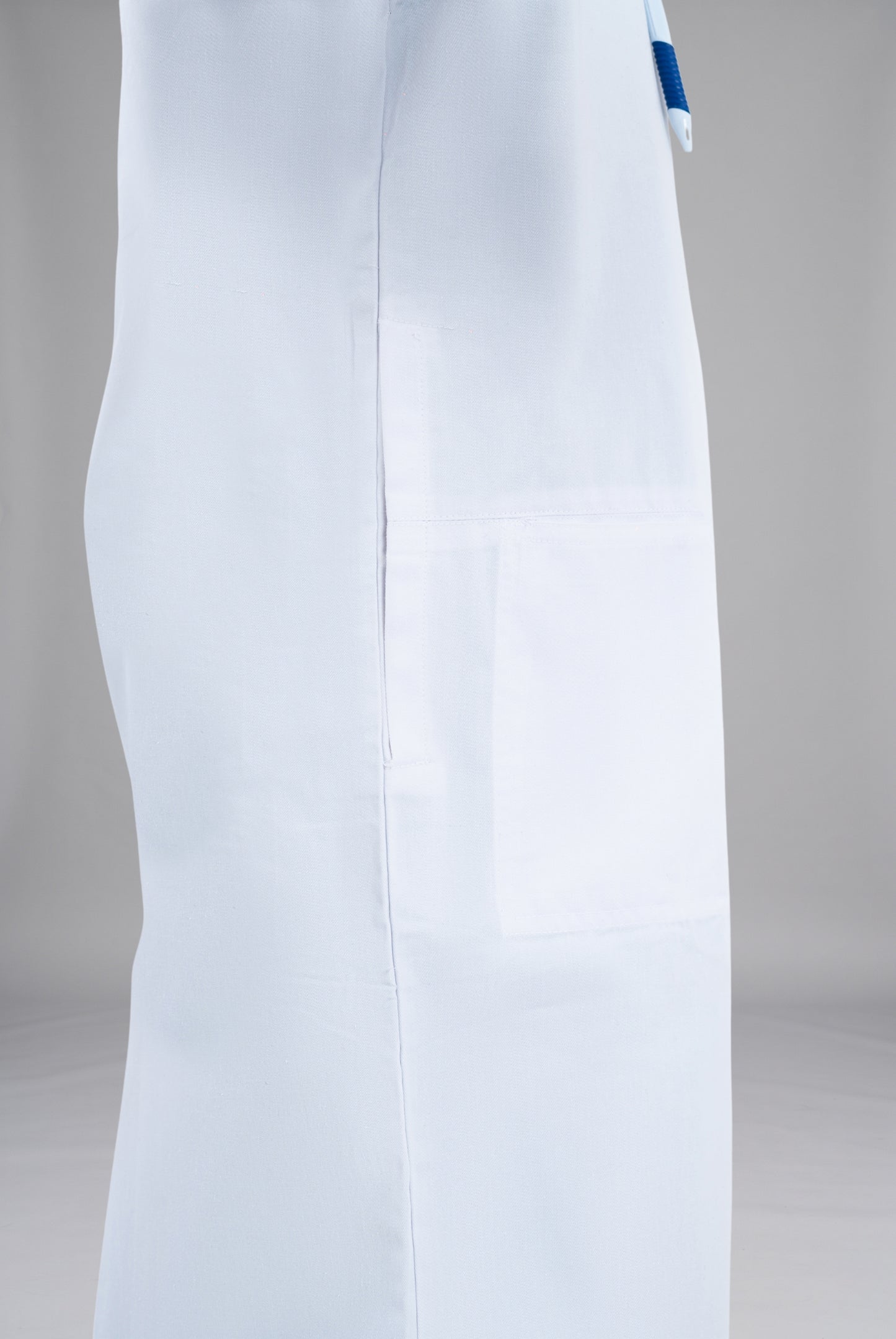 Buy Soft Twill Men’s Lab Coat in Pakistan Premium Medical Wear for Doctors Nurses and Healthcare Professionals by GTEX Apparels 3
