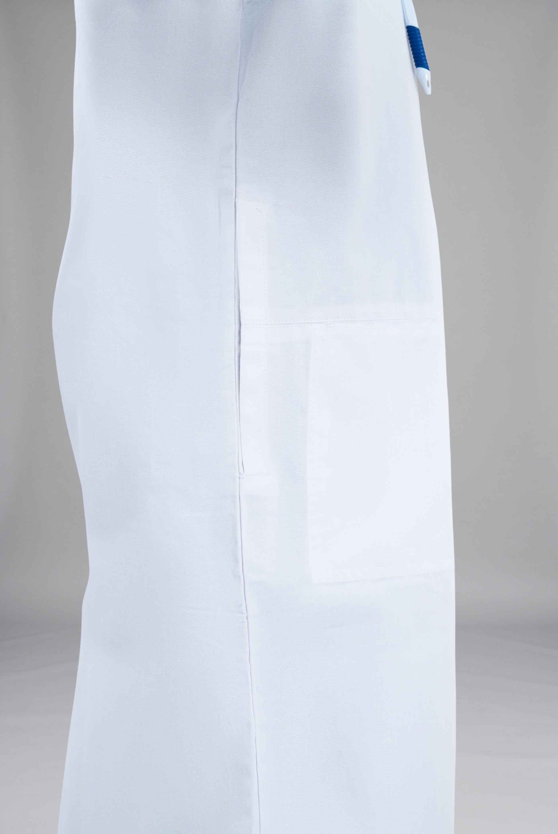 Buy Soft Twill Men’s Lab Coat in Pakistan Premium Medical Wear for Doctors Nurses and Healthcare Professionals by GTEX Apparels 3