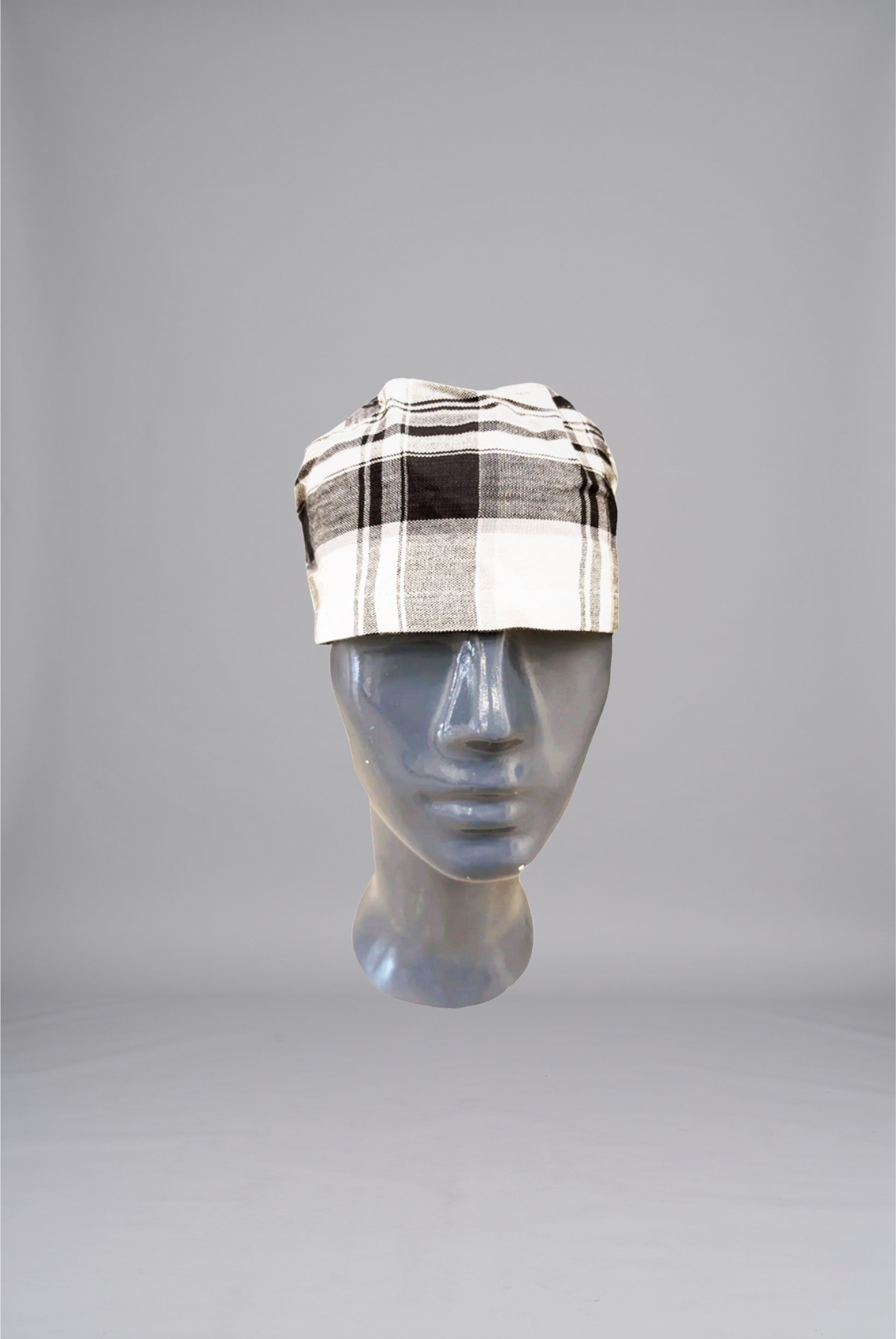 Classic Plaid Surgical Cap by GTEX Apparels Pakistan – Premium Reusable Medical Scrub Cap for Doctors, Nurses, Surgeons, and Healthcare Professionals 2