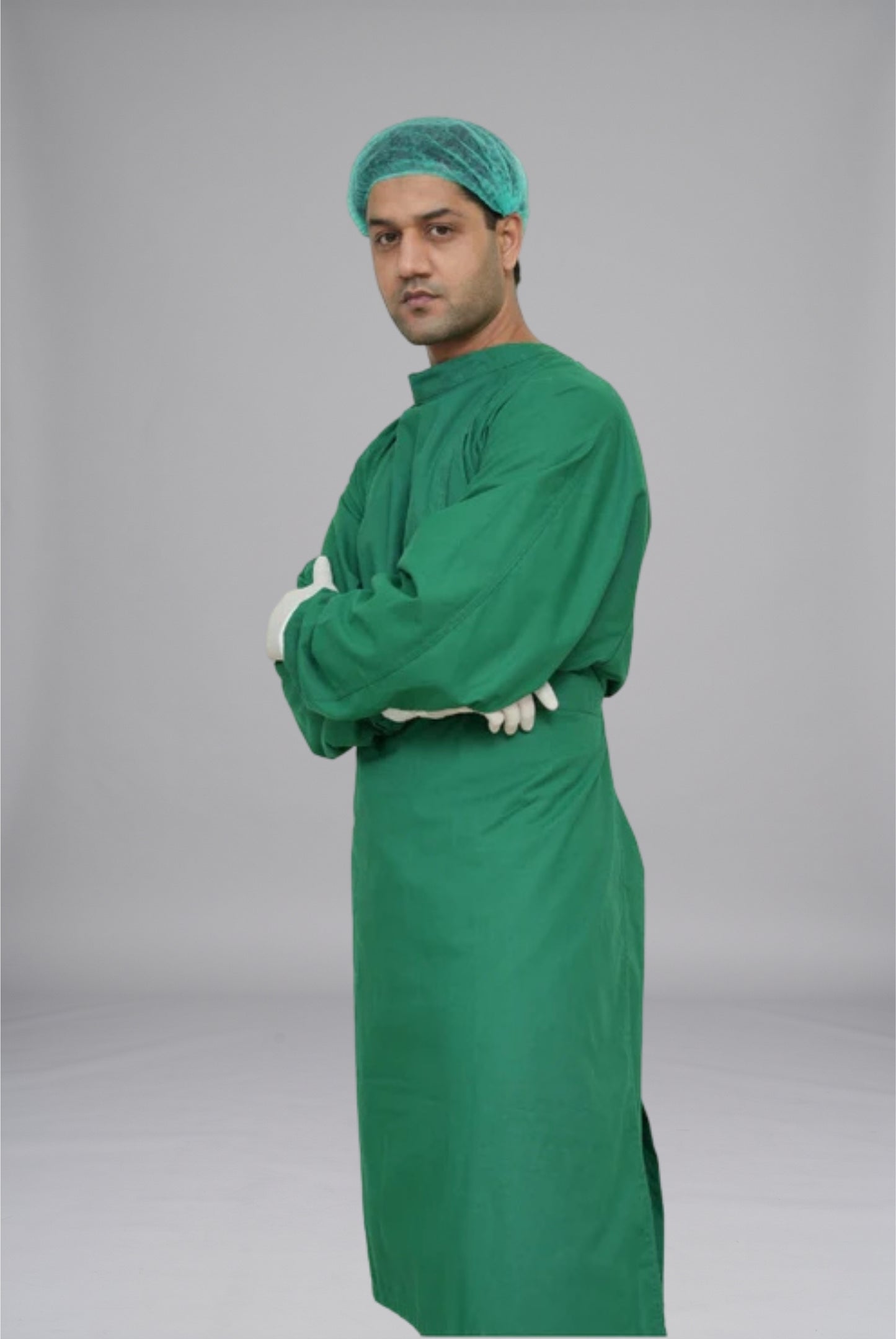 Surgical Green Surgeon Gown | GTEX Apparels Pakistan – Premium Sterile Medical Gown for Surgical Procedures and Healthcare Professionals 2