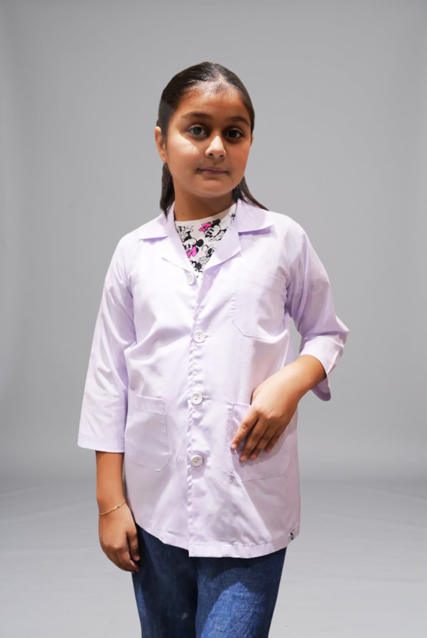 Best Kids Lab Coat in Pakistan by GTEX Apparels Pakistan, Comfortable White Laboratory Coat for Children, School Science Projects, Medical Role Play and Educational Learning2
